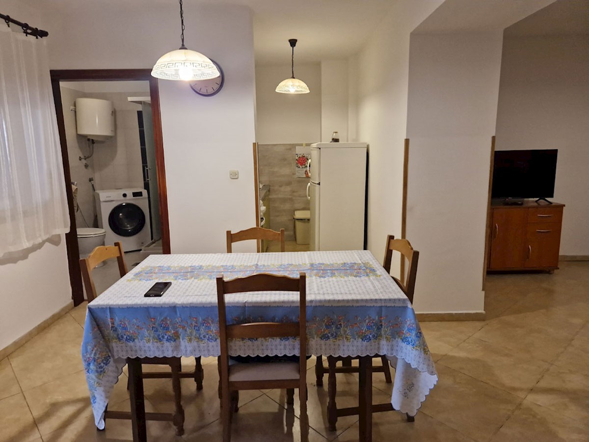 Vendita, Tar – Due case con tre appartamenti separati, a 3 km dal mare, KOP-778