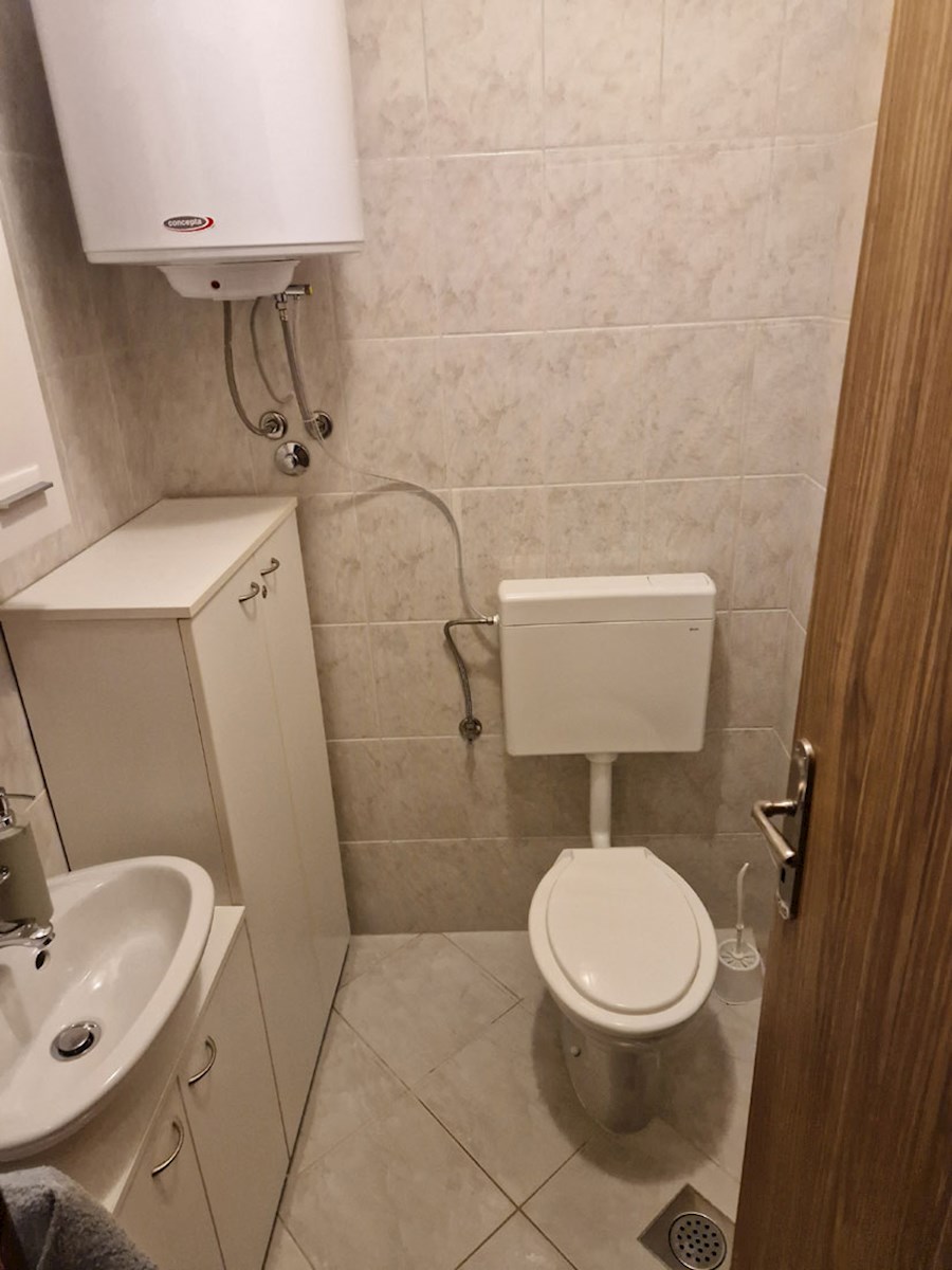 Vendita, Tar – Due case con tre appartamenti separati, a 3 km dal mare, KOP-778