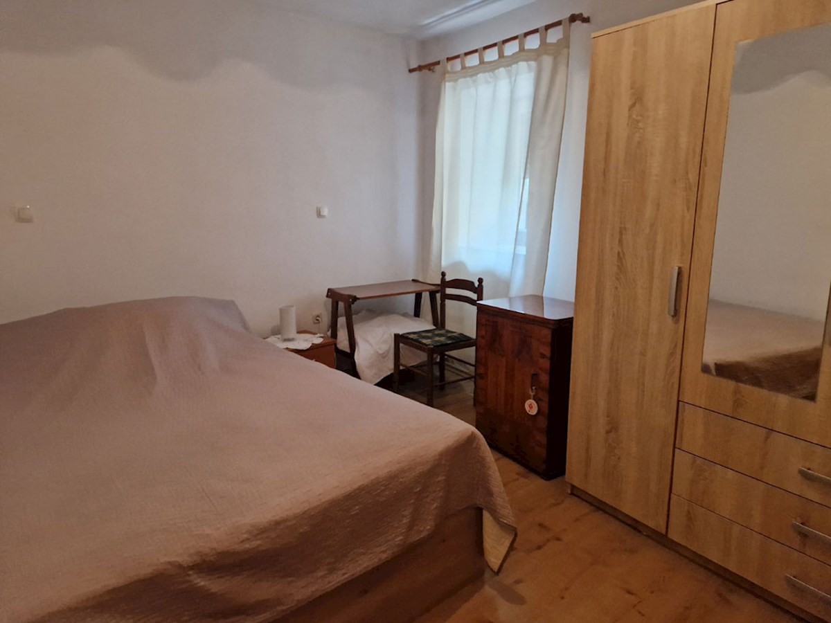 Vendita, Tar – Due case con tre appartamenti separati, a 3 km dal mare, KOP-778