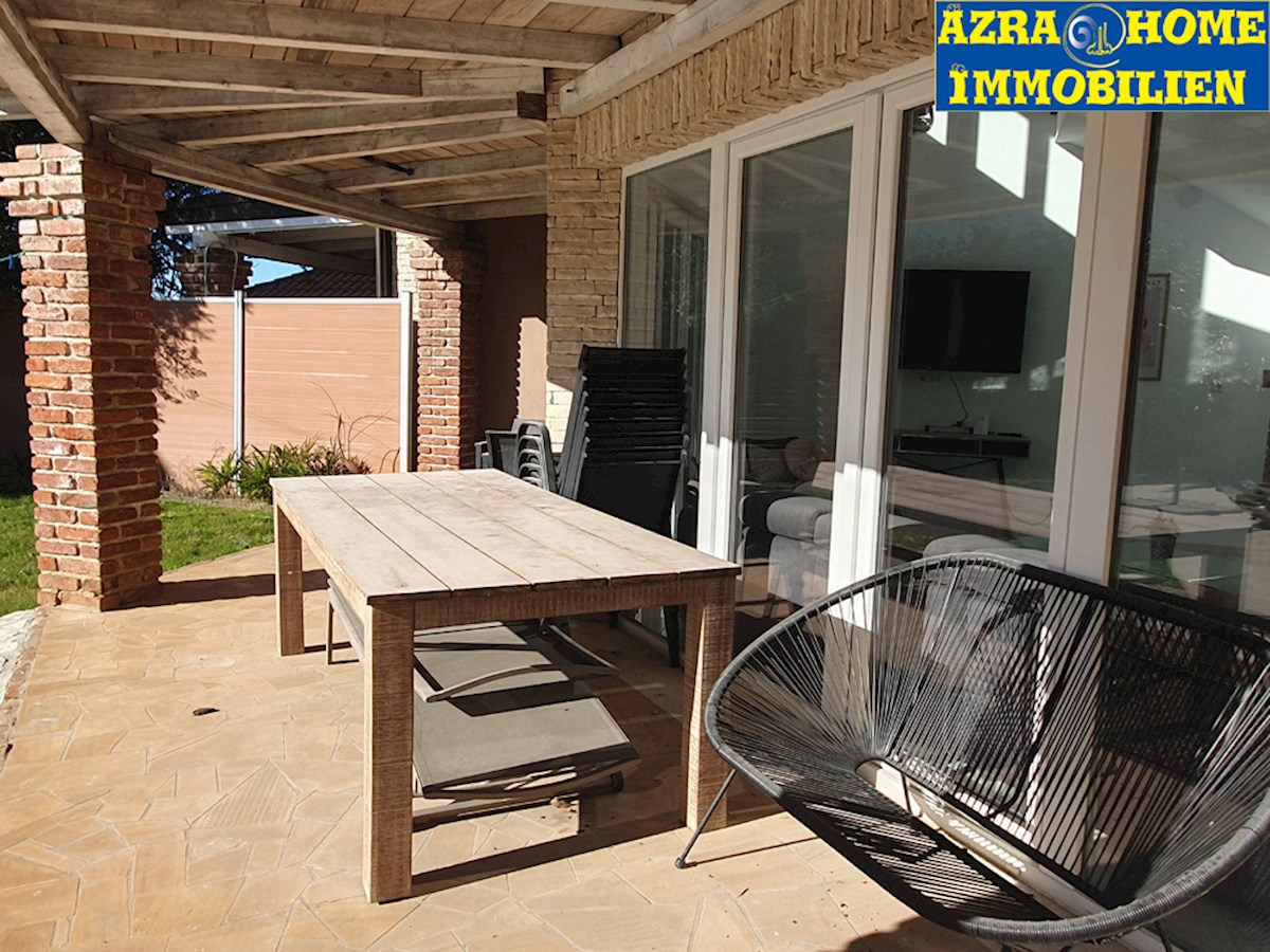 KOP-758, VIŠNJAN, Casa bifamiliare 115 m² con piscina