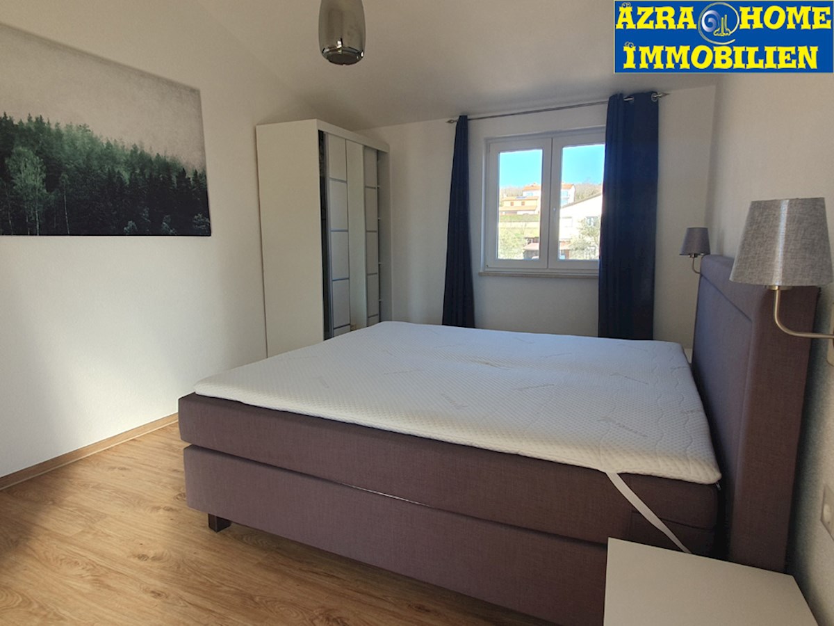 KOP-758, VIŠNJAN, Casa bifamiliare 115 m² con piscina