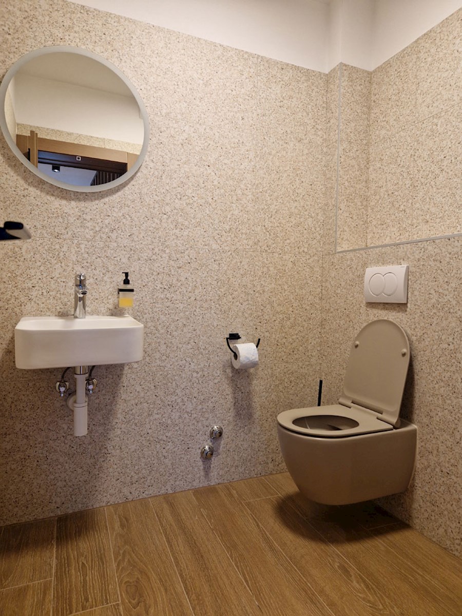 Vendita, Kaštelir, Casa in pietra bifamiliare ristrutturata con piscina, KOP-779