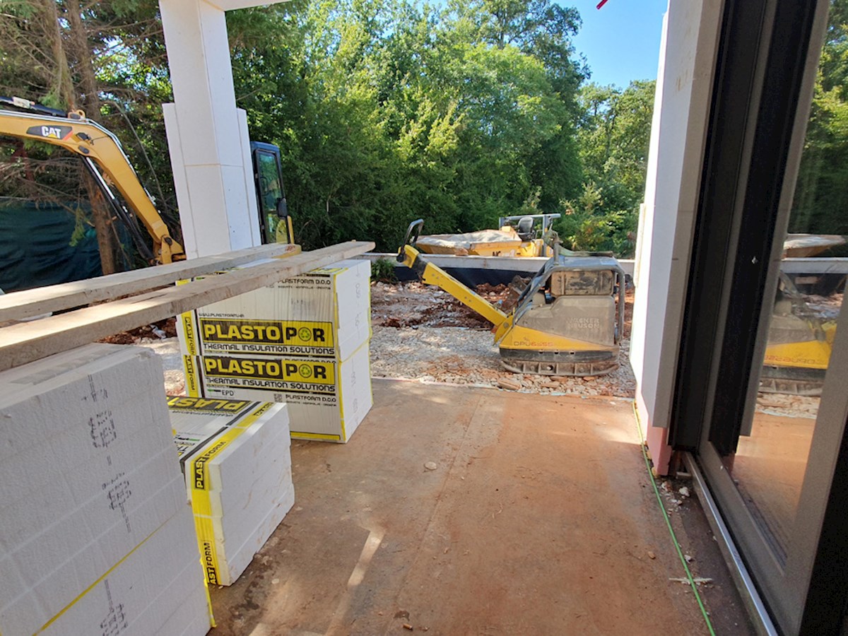 Vendita, appartamento in costruzione, piano terra ca. 77 m² + giardino ca. 120 m² (NSOP-235-1)