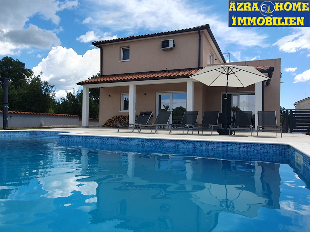 Casa con piscina in vendita, Vodnjan, 180 m² con terrazze, piscina 30 m², posizione tranquilla, Terreno 977 m2 (KO-122)