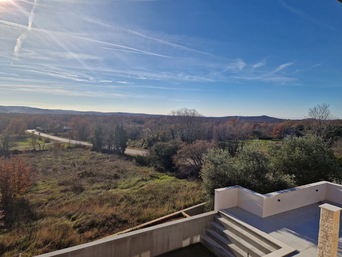 In vendita, Villa, Nuova costruzione, Sveti Lovreč, Casa 210 m², Garage 31 m², Piscina 41 m² (KOP-769)