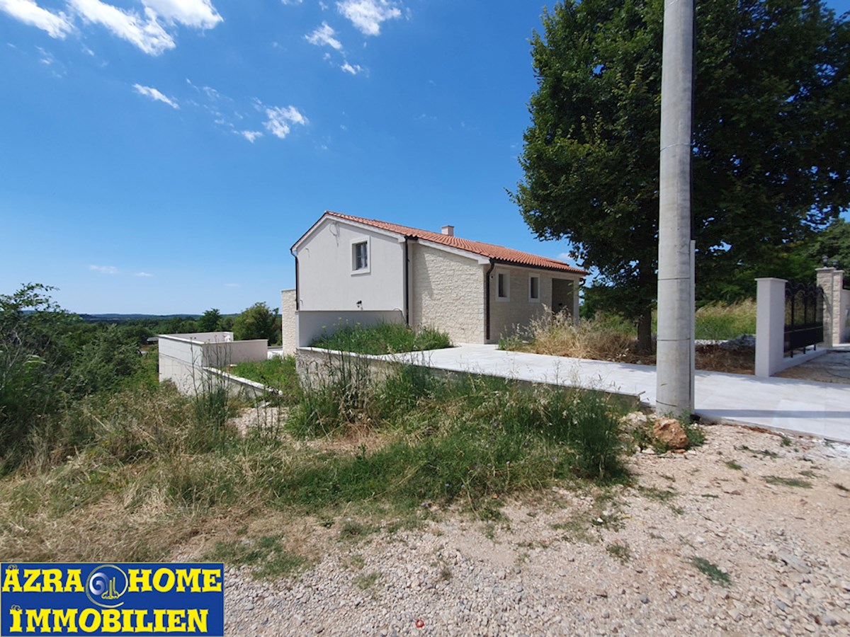 KOP-769, SVETI LOVREČ – Casa Nuova con 5 Camere da Letto, Piscina e Vista Panoramica