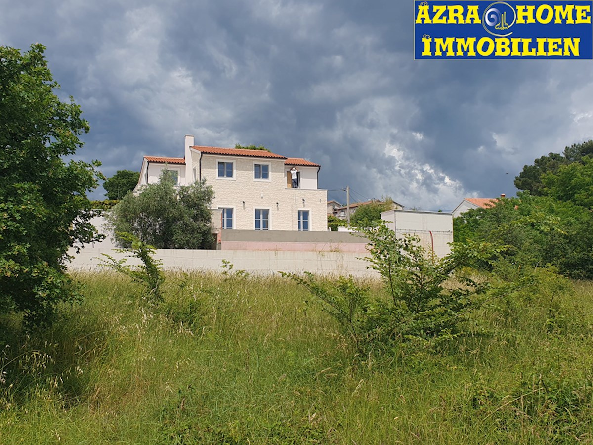 KOP-769, SVETI LOVREČ – Casa Nuova con 5 Camere da Letto, Piscina e Vista Panoramica