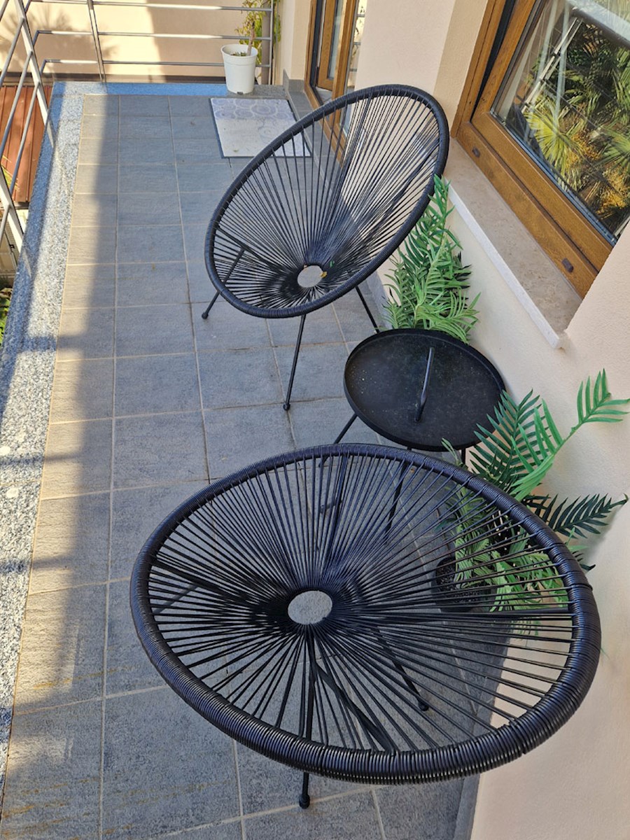 Vendita – Parenzo, appartamento di 63 m² nel cuore della zona pedonale (SP-418)