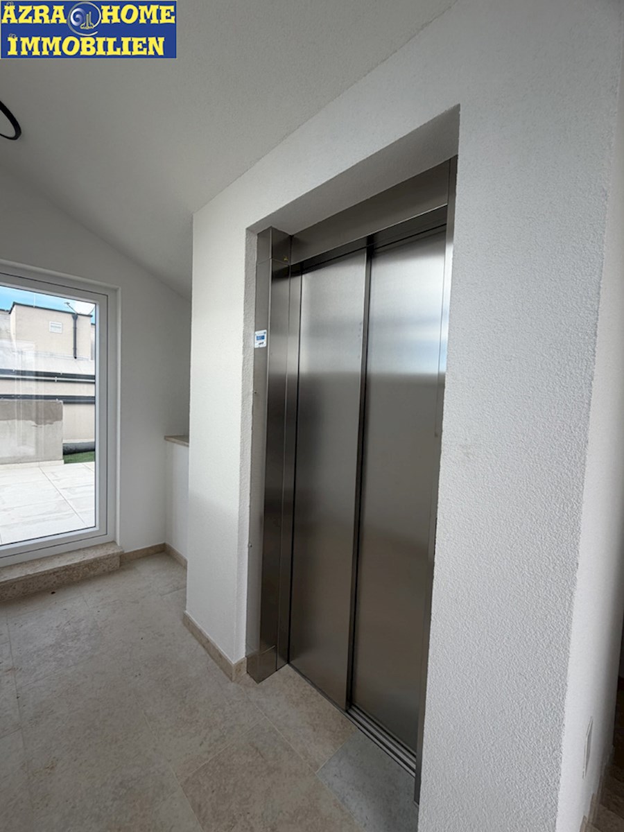 Nuovo appartamento pronto per essere abitato a Vabriga, a 800 m dal mare