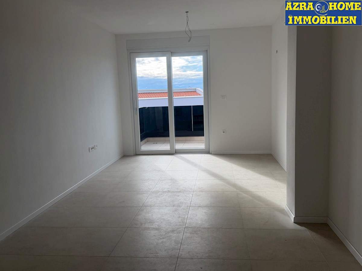 Nuovo appartamento pronto per essere abitato a Vabriga, a 800 m dal mare