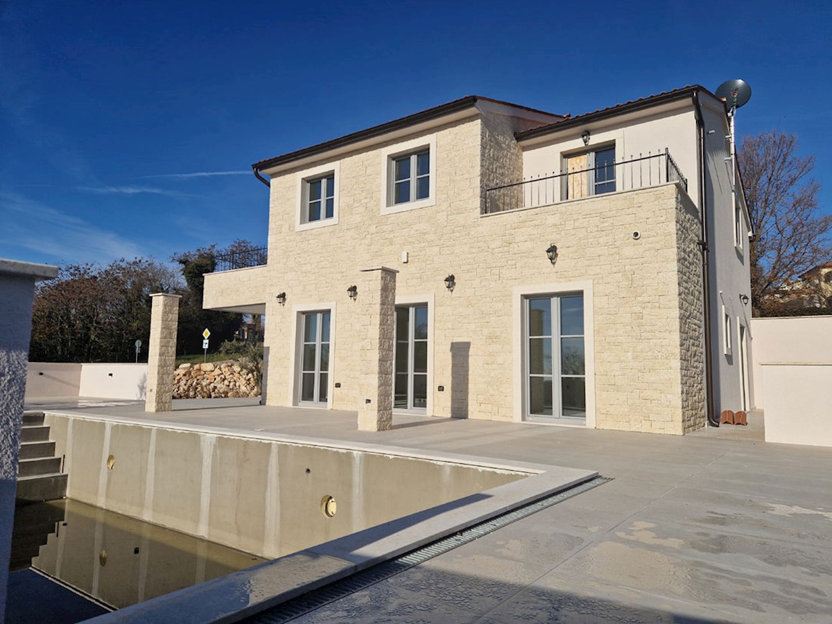 In vendita, Villa, Nuova costruzione, Sveti Lovreč, Casa 210 m², Garage 31 m², Piscina 41 m² (KOP-769)
