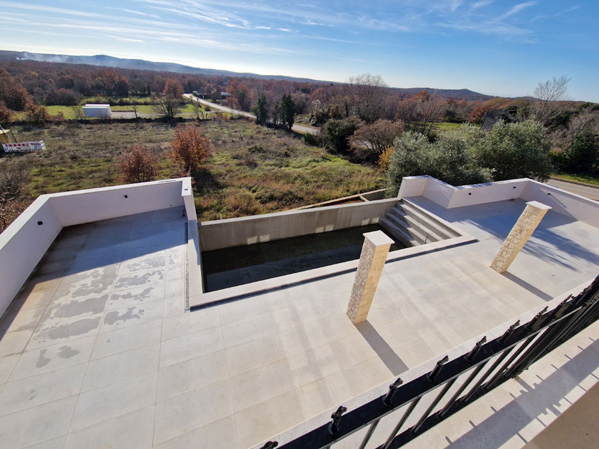 In vendita, Villa, Nuova costruzione, Sveti Lovreč, Casa 210 m², Garage 31 m², Piscina 41 m² (KOP-769)