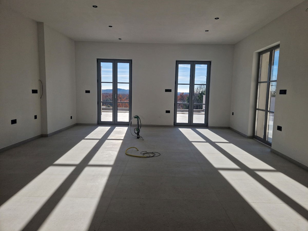 In vendita, Villa, Nuova costruzione, Sveti Lovreč, Casa 210 m², Garage 31 m², Piscina 41 m² (KOP-769)