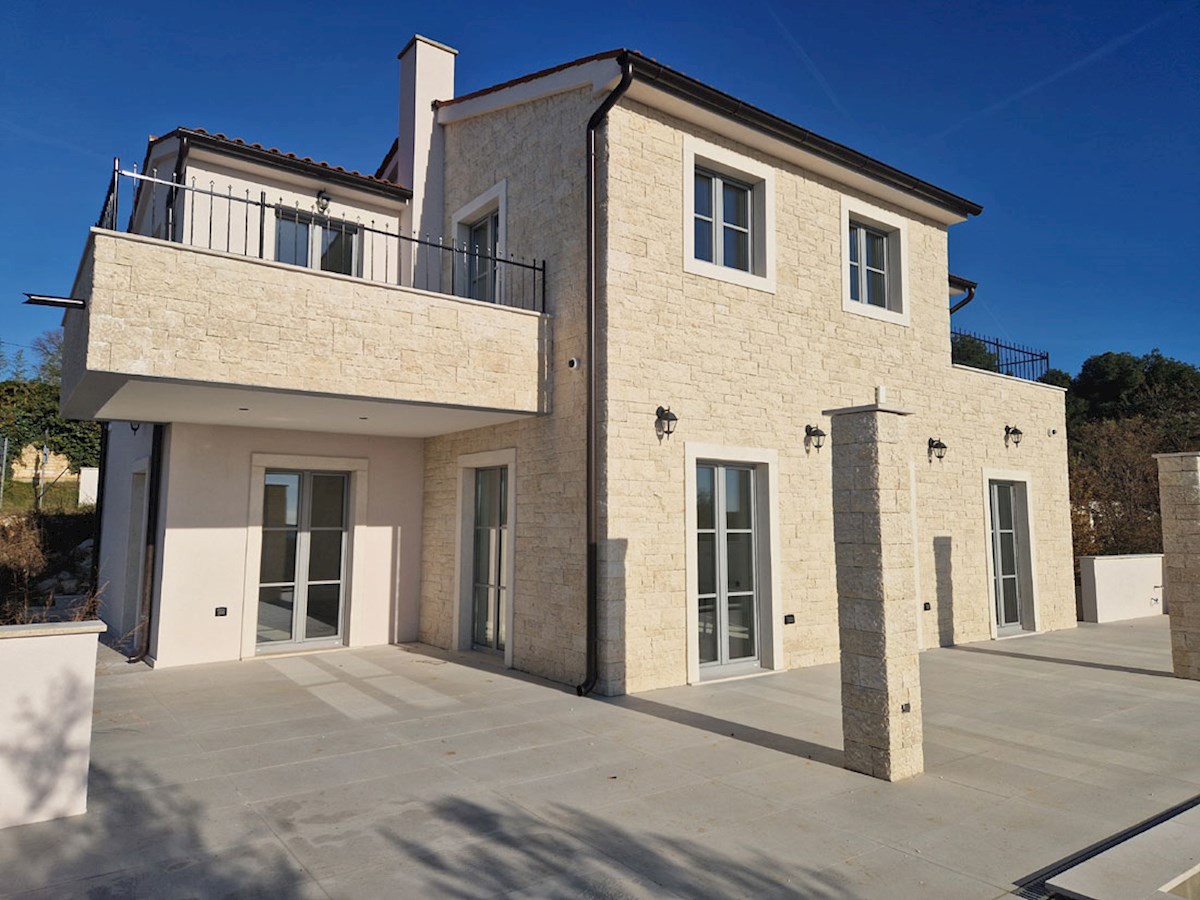 In vendita, Villa, Nuova costruzione, Sveti Lovreč, Casa 210 m², Garage 31 m², Piscina 41 m² (KOP-769)