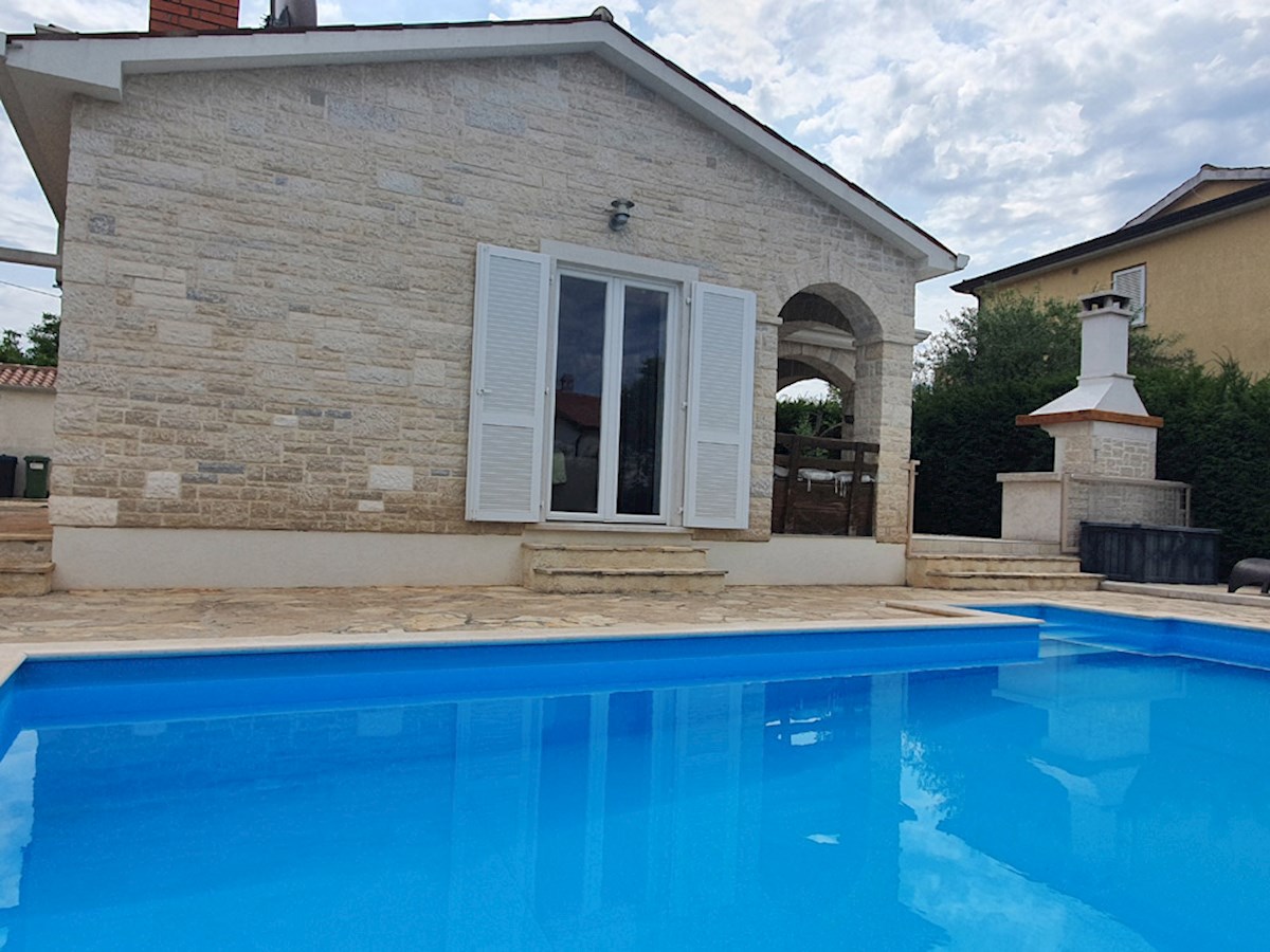 KOP-718, Casa con piscina, vendita, Poreč - dintorni