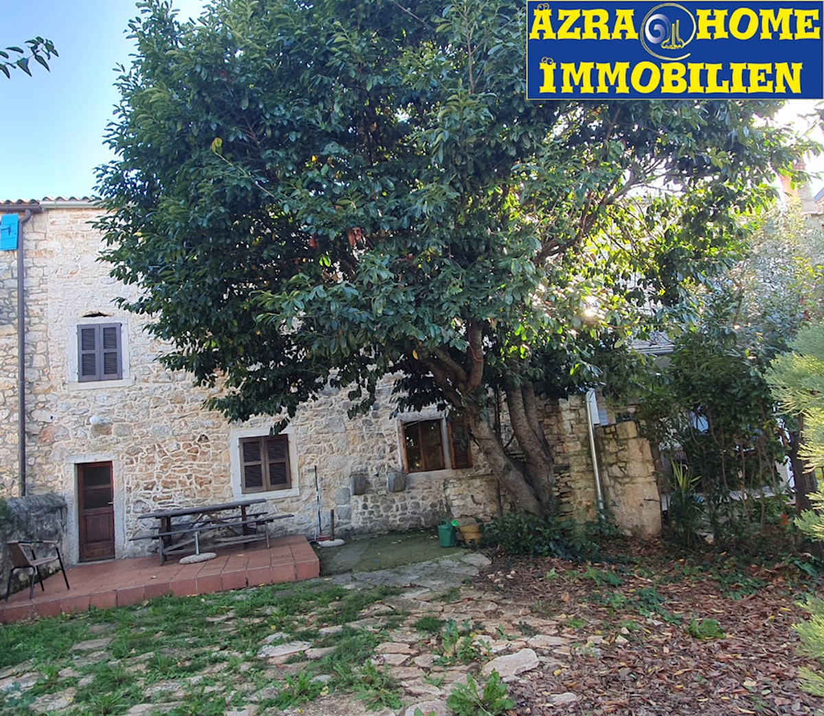 In vendita: Casa istriana in pietra a schiera, 105 m², su un terreno di 519 m², nei dintorni di Parenzo (7 km) – KOP-777