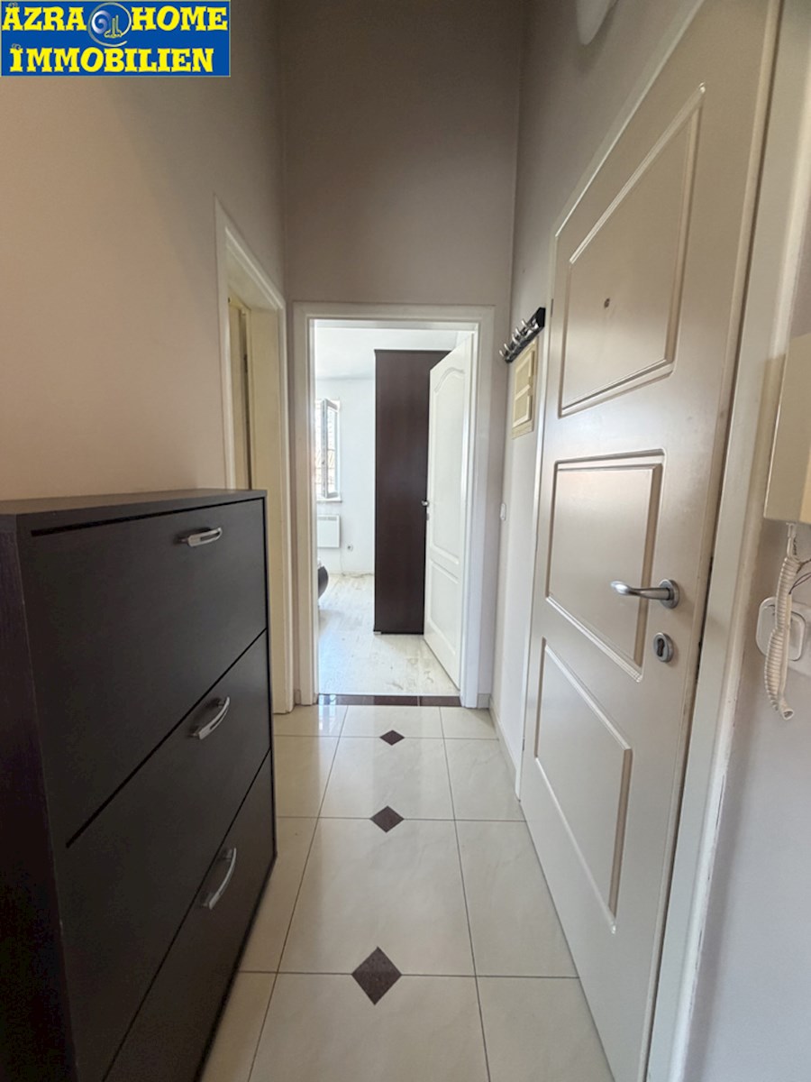 Vendita appartamento, Poreč, Kukci, 4 km dal mare, 45,28 m2 + 2,63 m2 (SO-373)