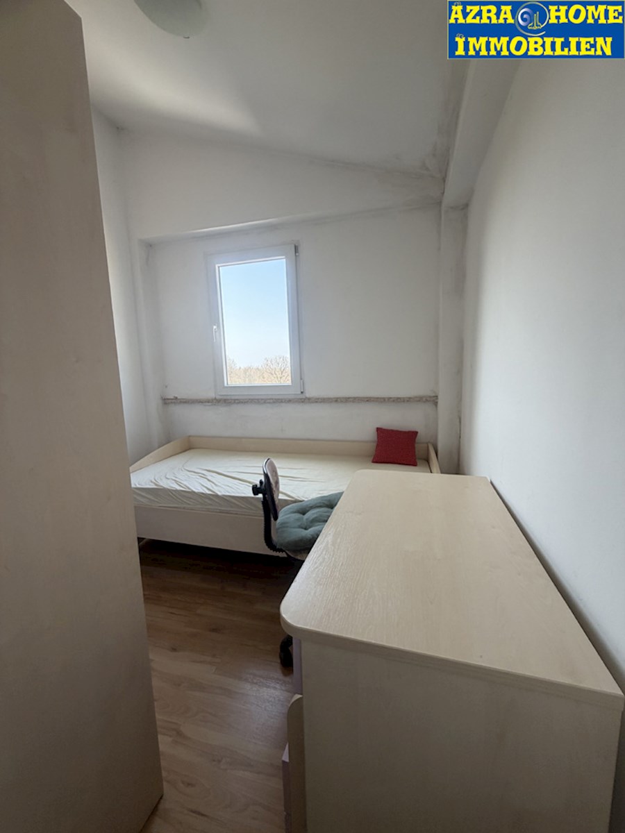 Vendita appartamento, Poreč, Kukci, 4 km dal mare, 45,28 m2 + 2,63 m2 (SO-373)