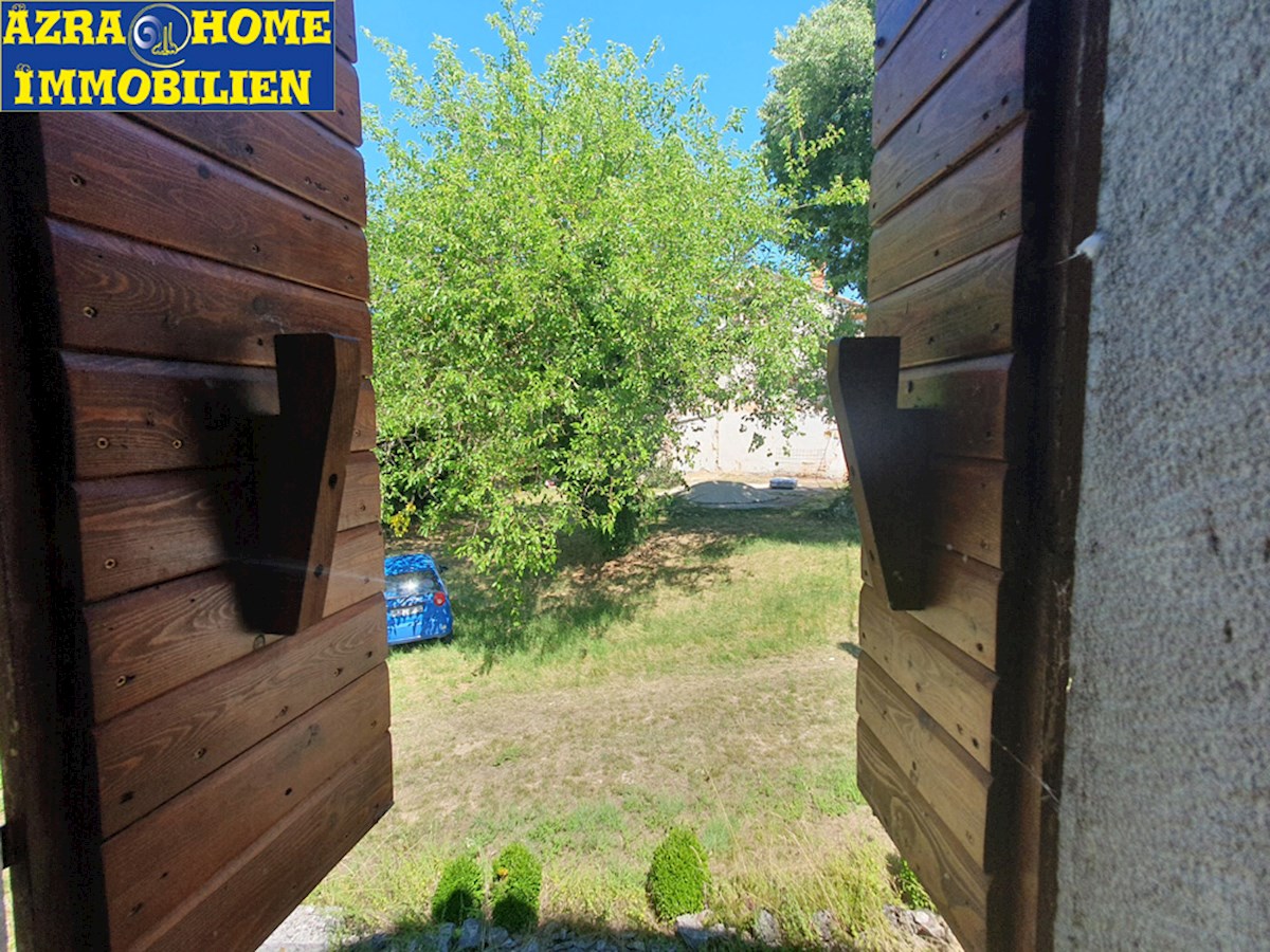 In vendita: Autentiche case in pietra istriane, 360 m² di superficie abitabile con 3866 m² di terreno edificabile, a soli 5 km da Žminj (KRZ-001)