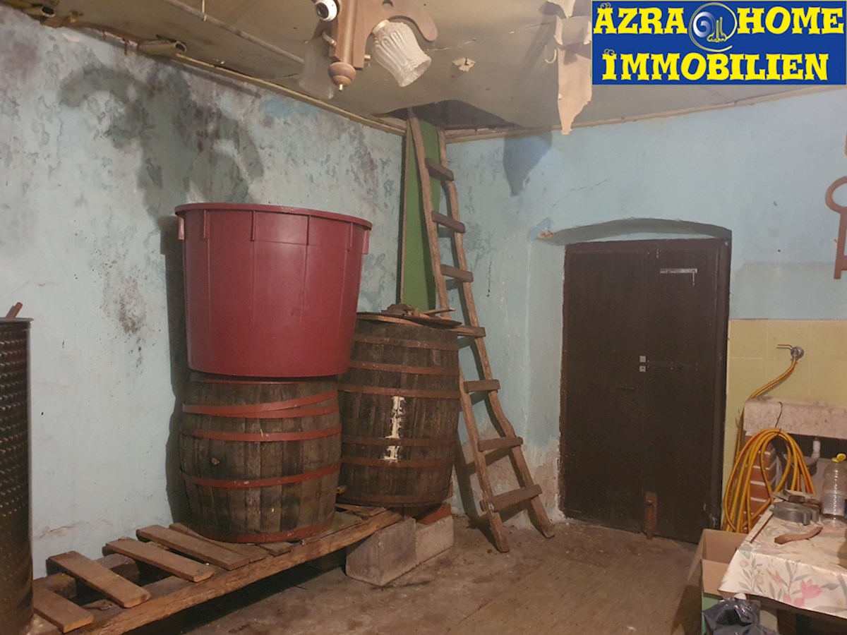 In vendita: Autentiche case in pietra istriane, 360 m² di superficie abitabile con 3866 m² di terreno edificabile, a soli 5 km da Žminj (KRZ-001)