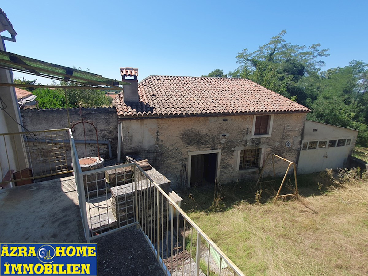 In vendita: Autentiche case in pietra istriane, 360 m² di superficie abitabile con 3866 m² di terreno edificabile, a soli 5 km da Žminj (KRZ-001)