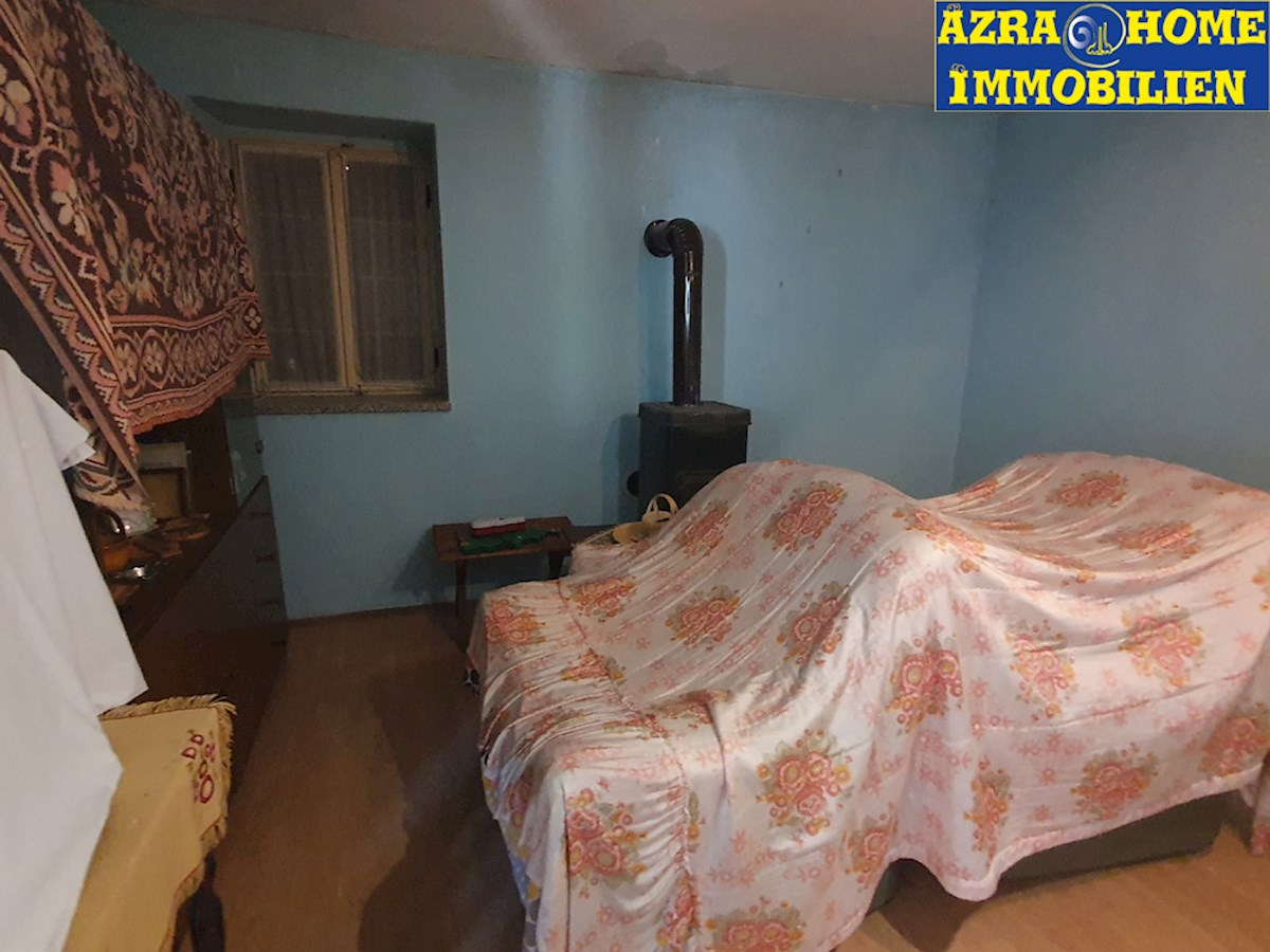 In vendita: Autentiche case in pietra istriane, 360 m² di superficie abitabile con 3866 m² di terreno edificabile, a soli 5 km da Žminj (KRZ-001)