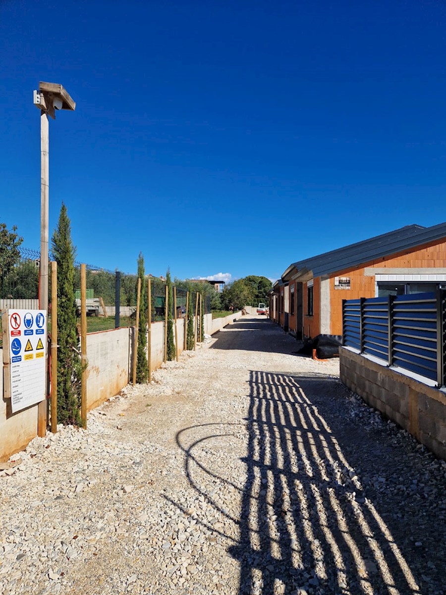 Vendita, Kaštelir – Casa a un piano in una zona tranquilla, in costruzione (KOP-770-B)