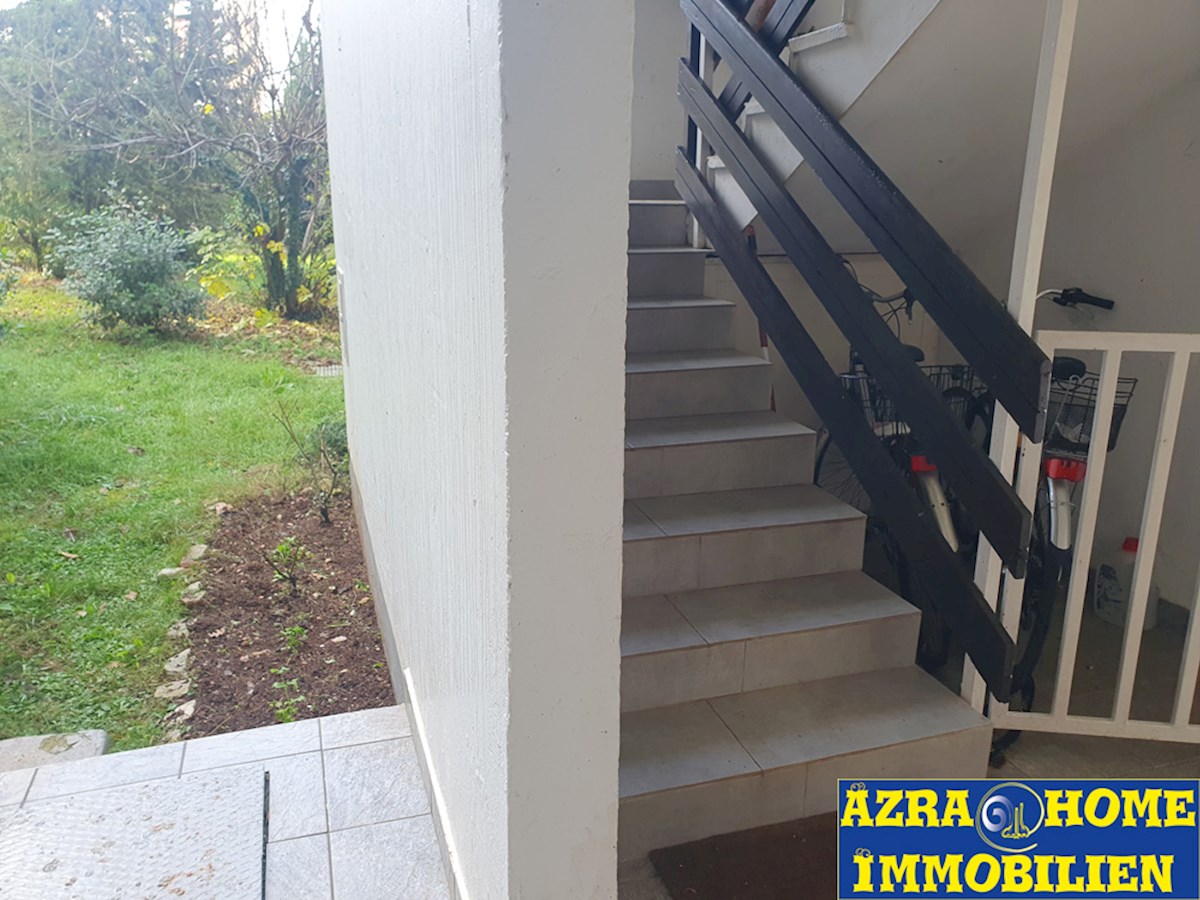 Červar Porat – Appartamento in Vendita, 3° Piano, 500 m dal Mare, 38 m² (SO-369)