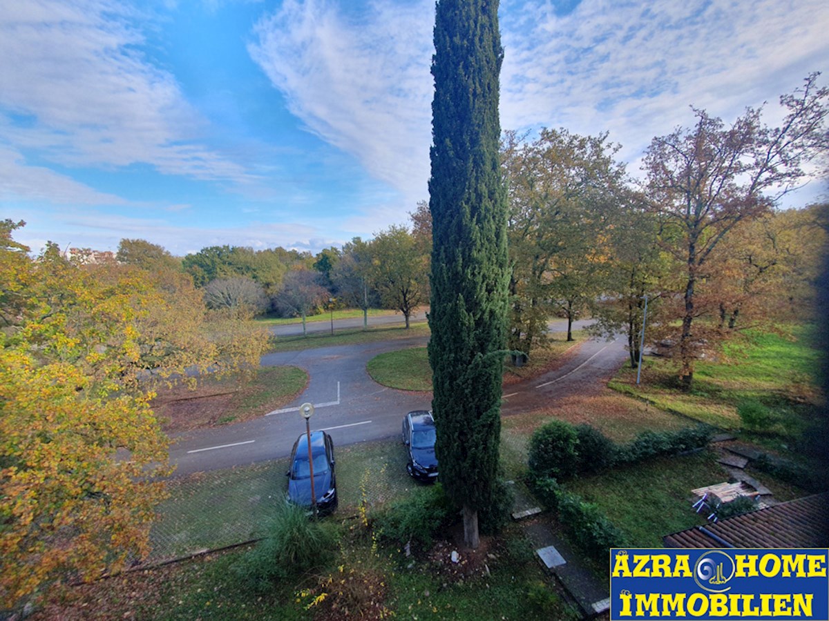 Červar Porat – Appartamento in Vendita, 3° Piano, 500 m dal Mare, 38 m² (SO-369)