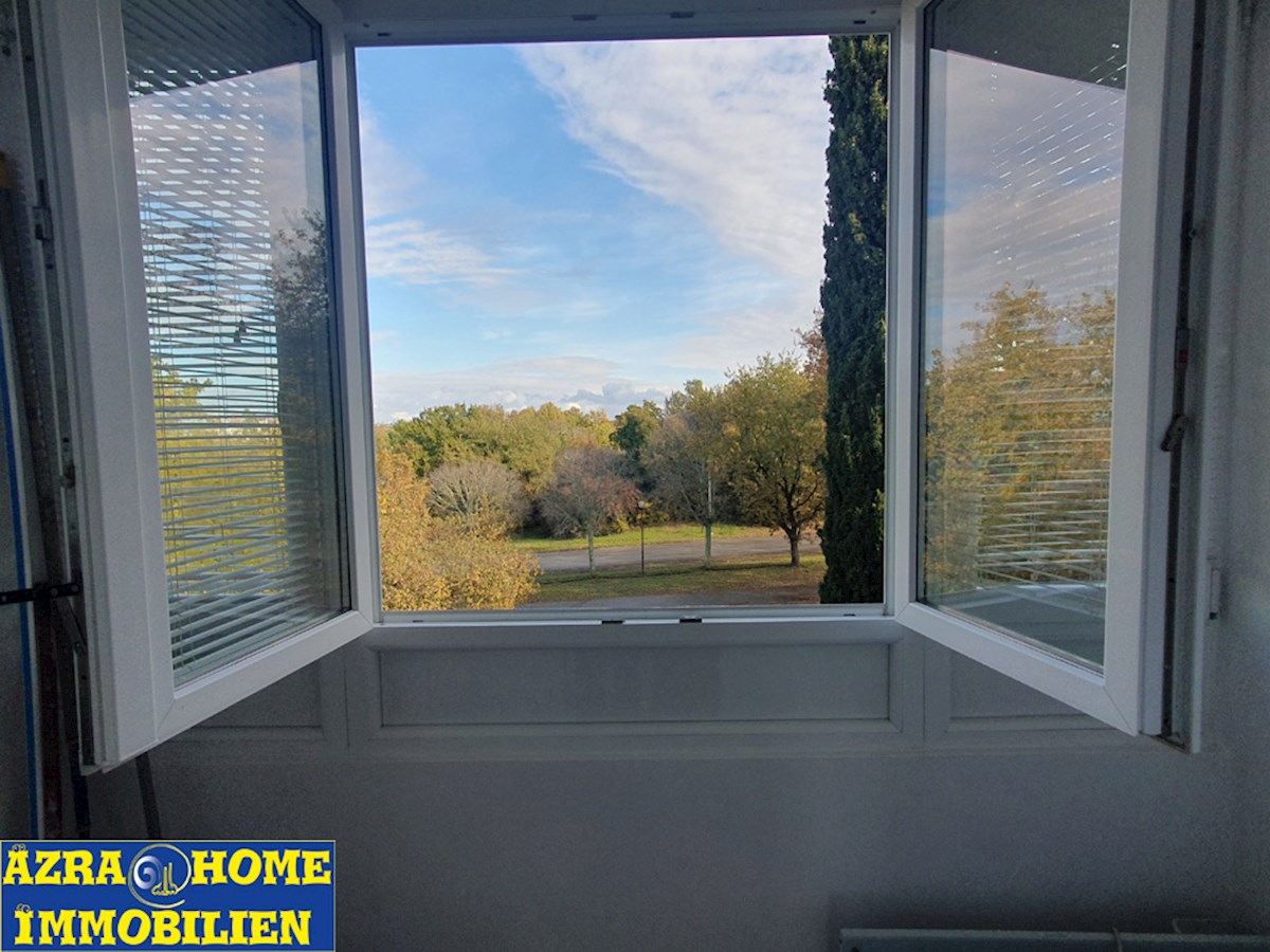 Červar Porat – Appartamento in Vendita, 3° Piano, 500 m dal Mare, 38 m² (SO-369)