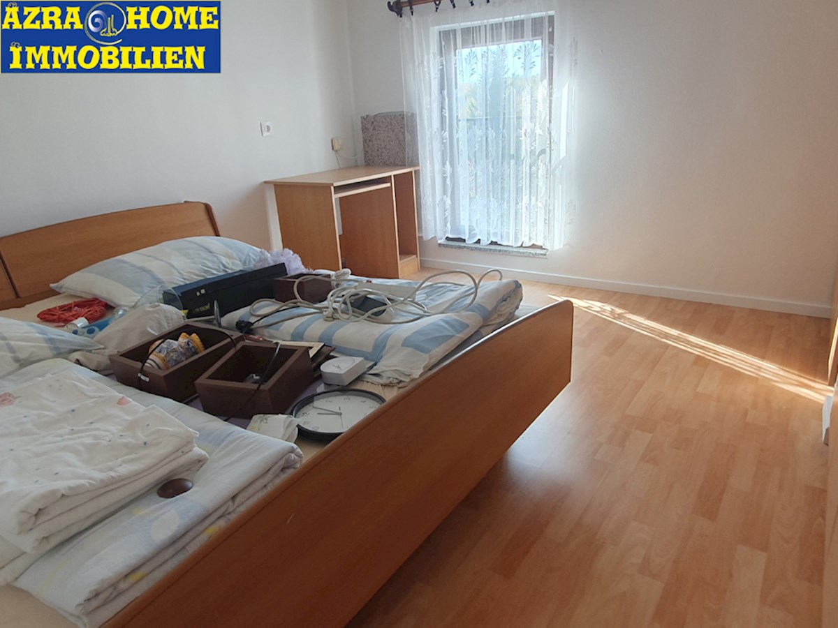 Červar Porat – Appartamento in Vendita, 3° Piano, 500 m dal Mare, 38 m² (SO-369)