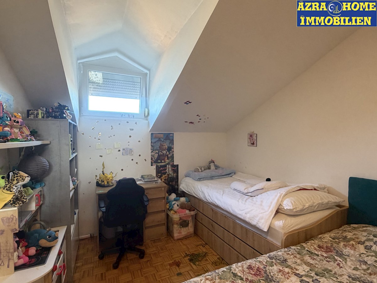 Appartamento a Parenzo, centro, 3° piano, vista mare, 52 m² (SP-420)