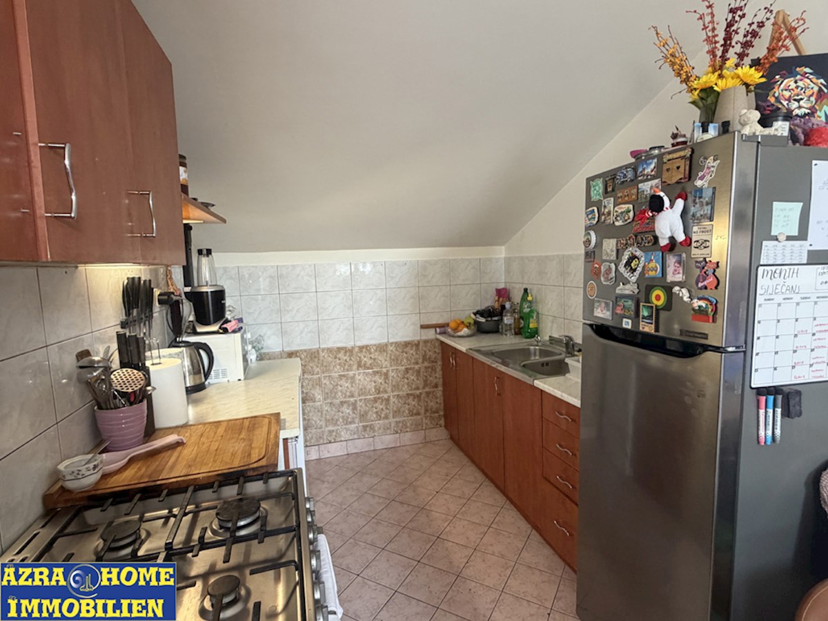 Appartamento a Parenzo, centro, 3° piano, vista mare, 52 m² (SP-420)