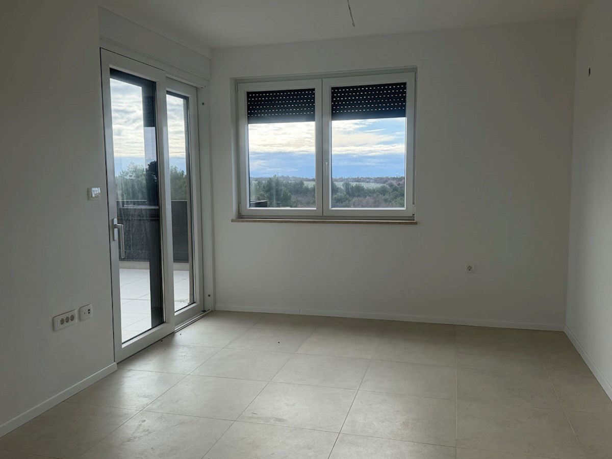 Nuovo appartamento con terrazza sul tetto, a 800 m dal mare, NSOP-239-C3