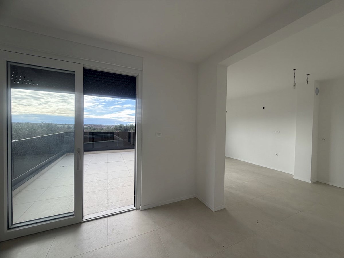 Nuovo appartamento con terrazza sul tetto, a 800 m dal mare, NSOP-239-C3