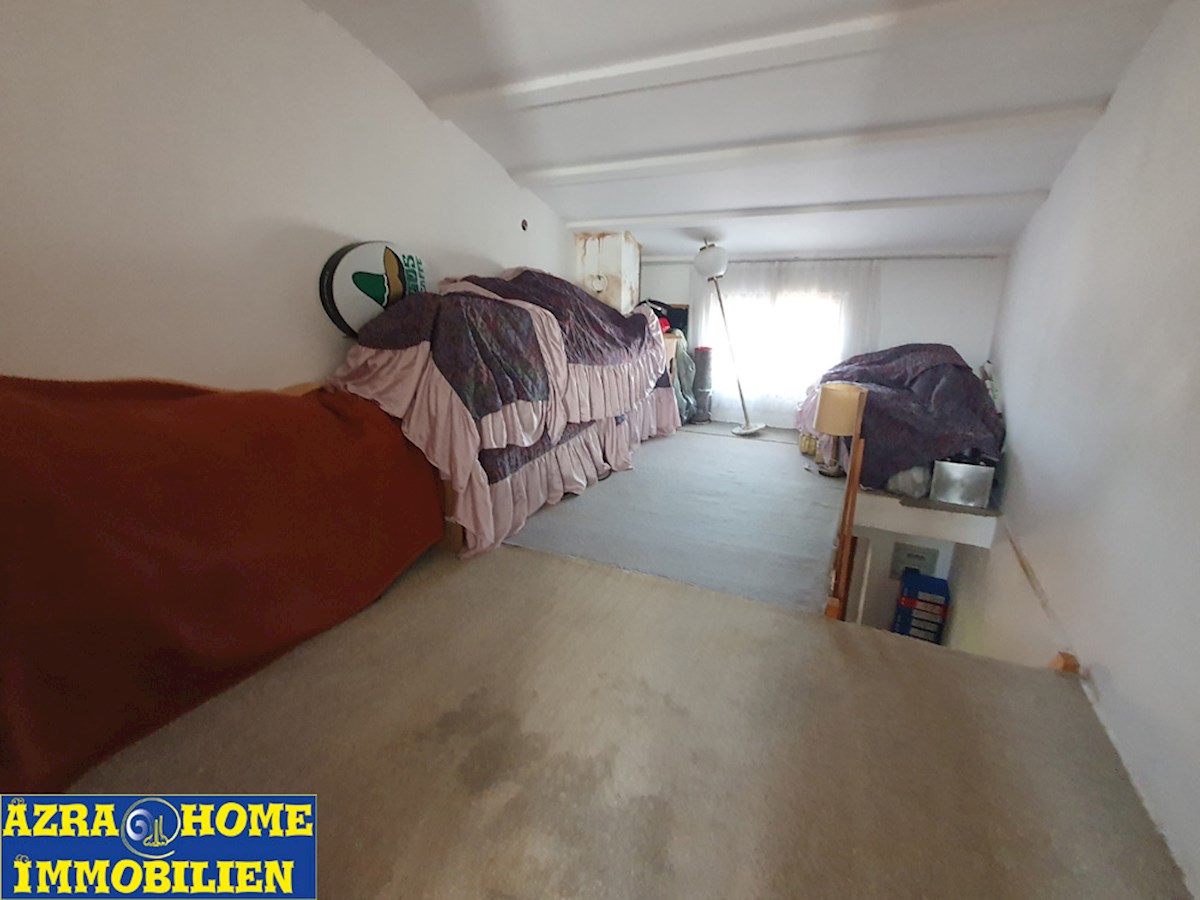 In vendita,  Casa a schiera, Nova Vas (2 km) – 117 m², cortile ca. 90 m² ( KOP-773-1)