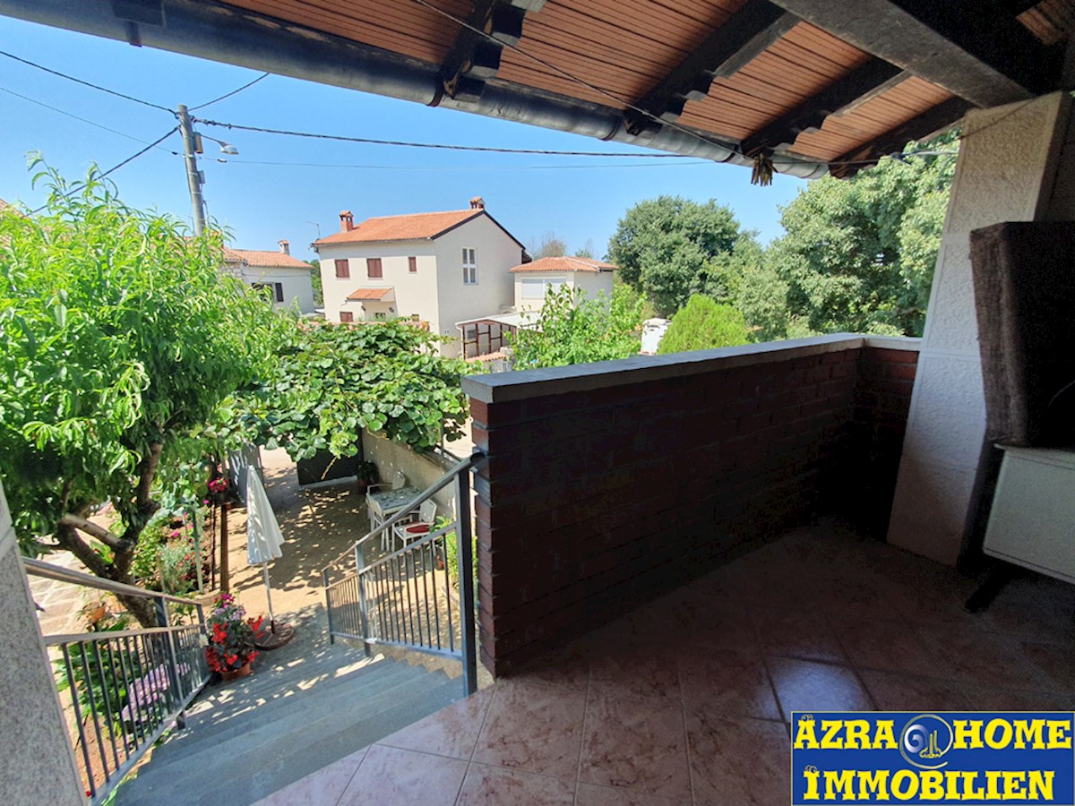 In vendita,  Casa a schiera, Nova Vas (2 km) – 117 m², cortile ca. 90 m² ( KOP-773-1)