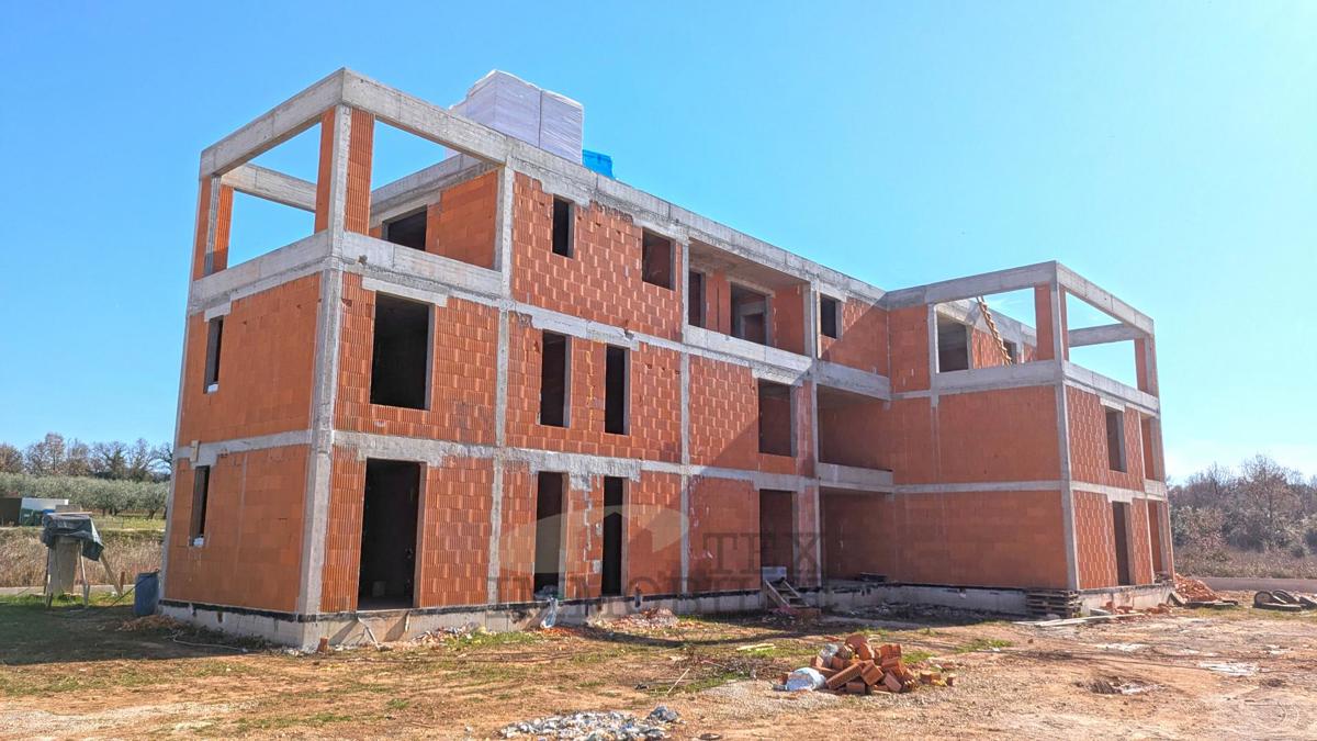 Parenzo, ottimo appartamento nuovo a 1 km dal mare - D