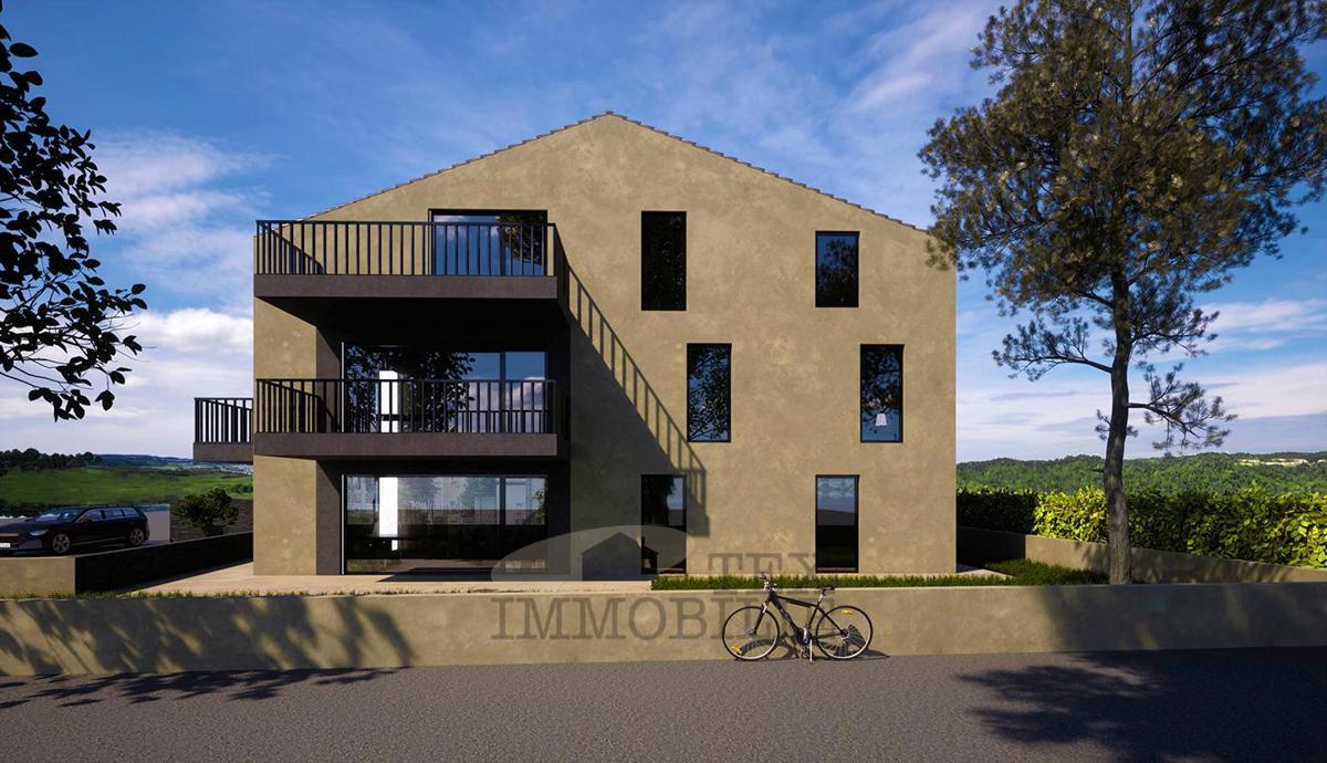 Dintorni di Parenzo, appartamento con tre camere da letto a 1 km dal mare