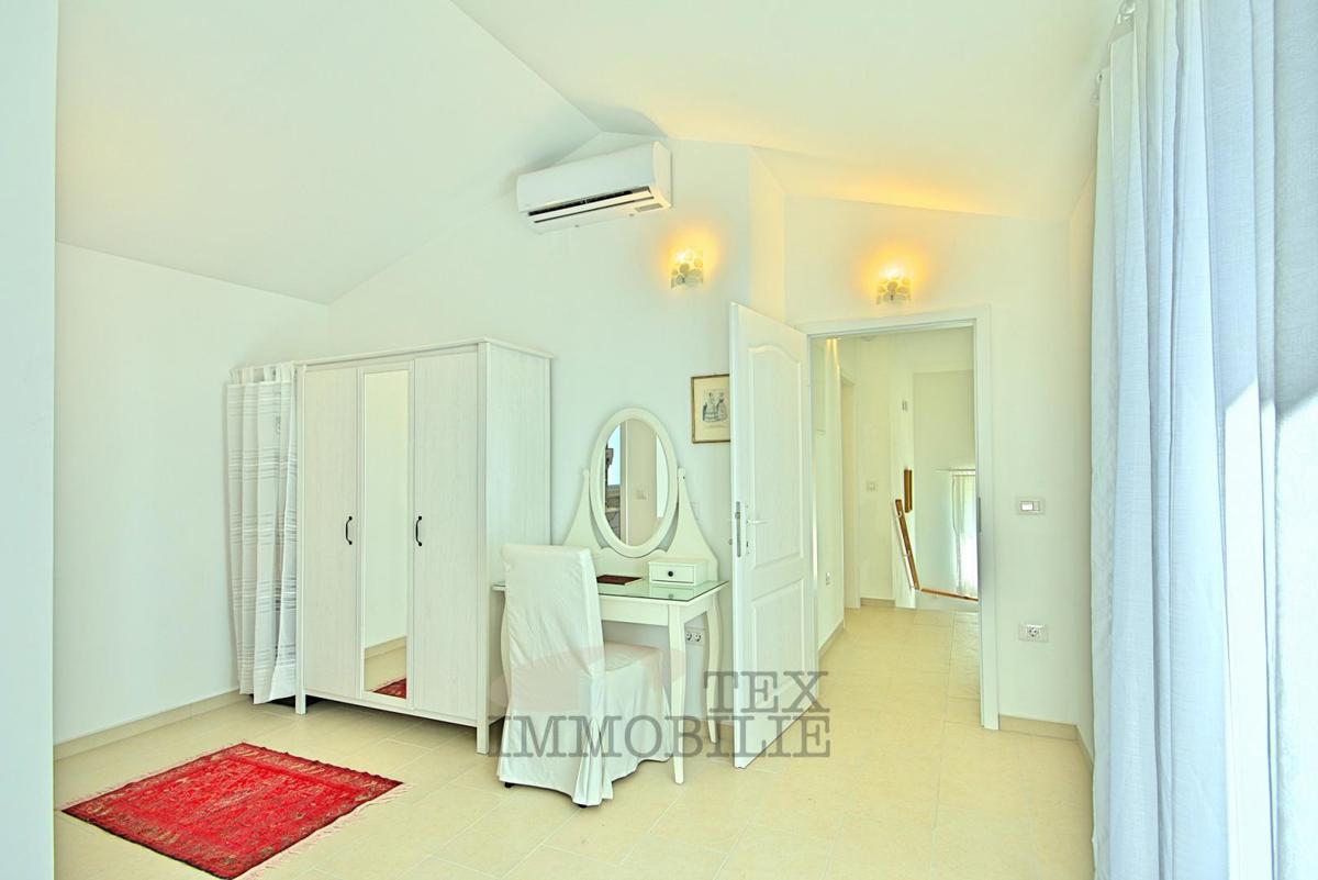 Villa con piscina a 16 km da Parenzo
