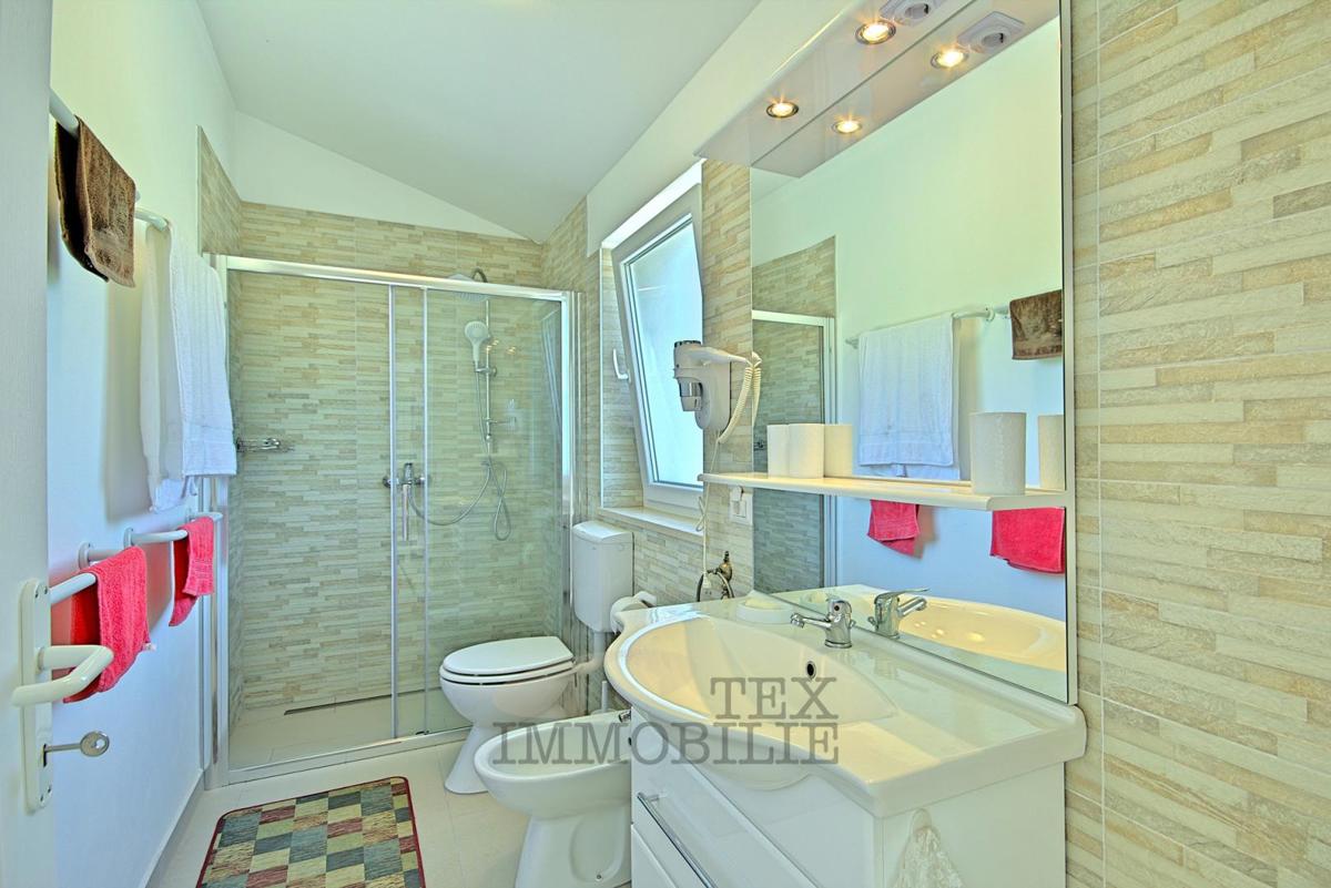 Villa con piscina a 16 km da Parenzo