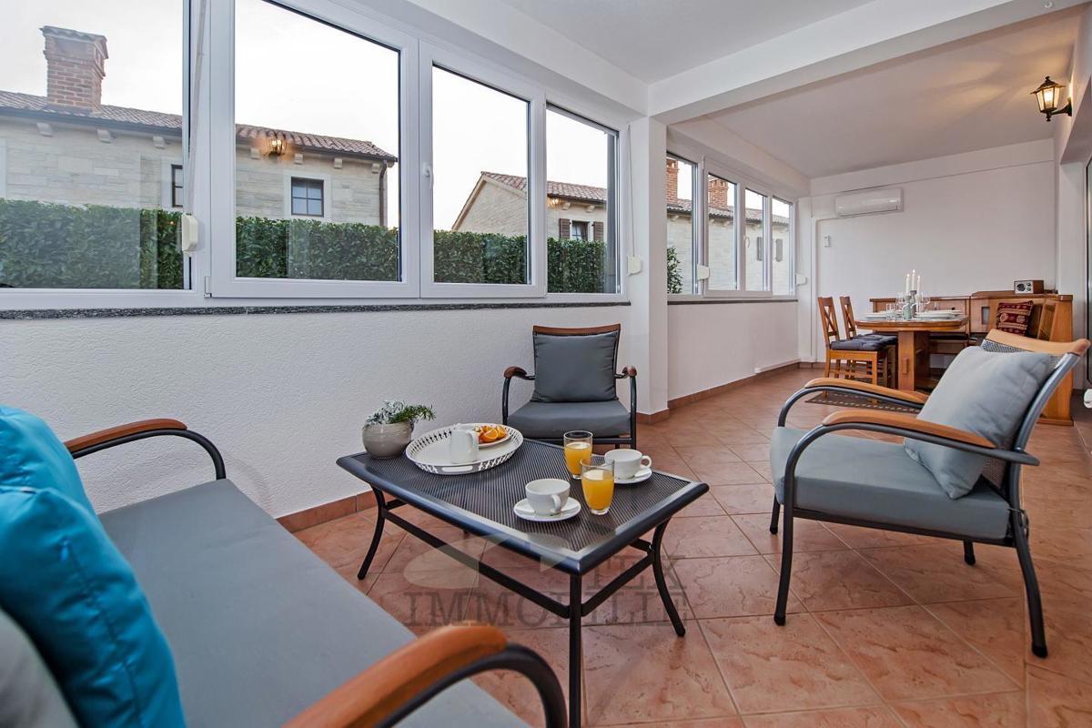 Dintorni di Parenzo – Casa a schiera a 12 km dal mare