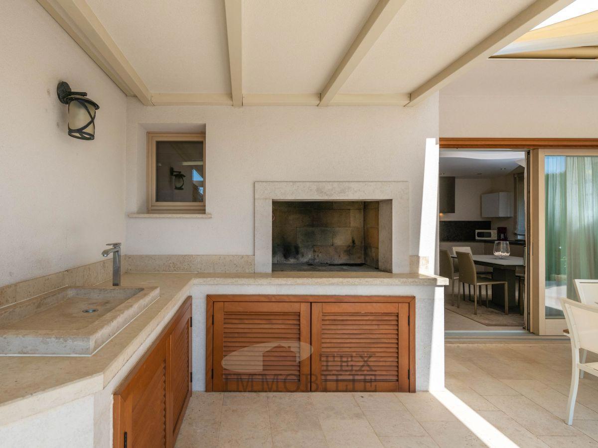 Moderna villa di lusso nei dintorni di Parenzo