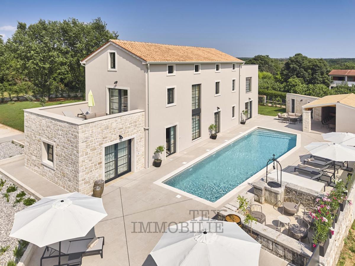 Bella villa con piscina vicino a Parenzo - in costruzione 