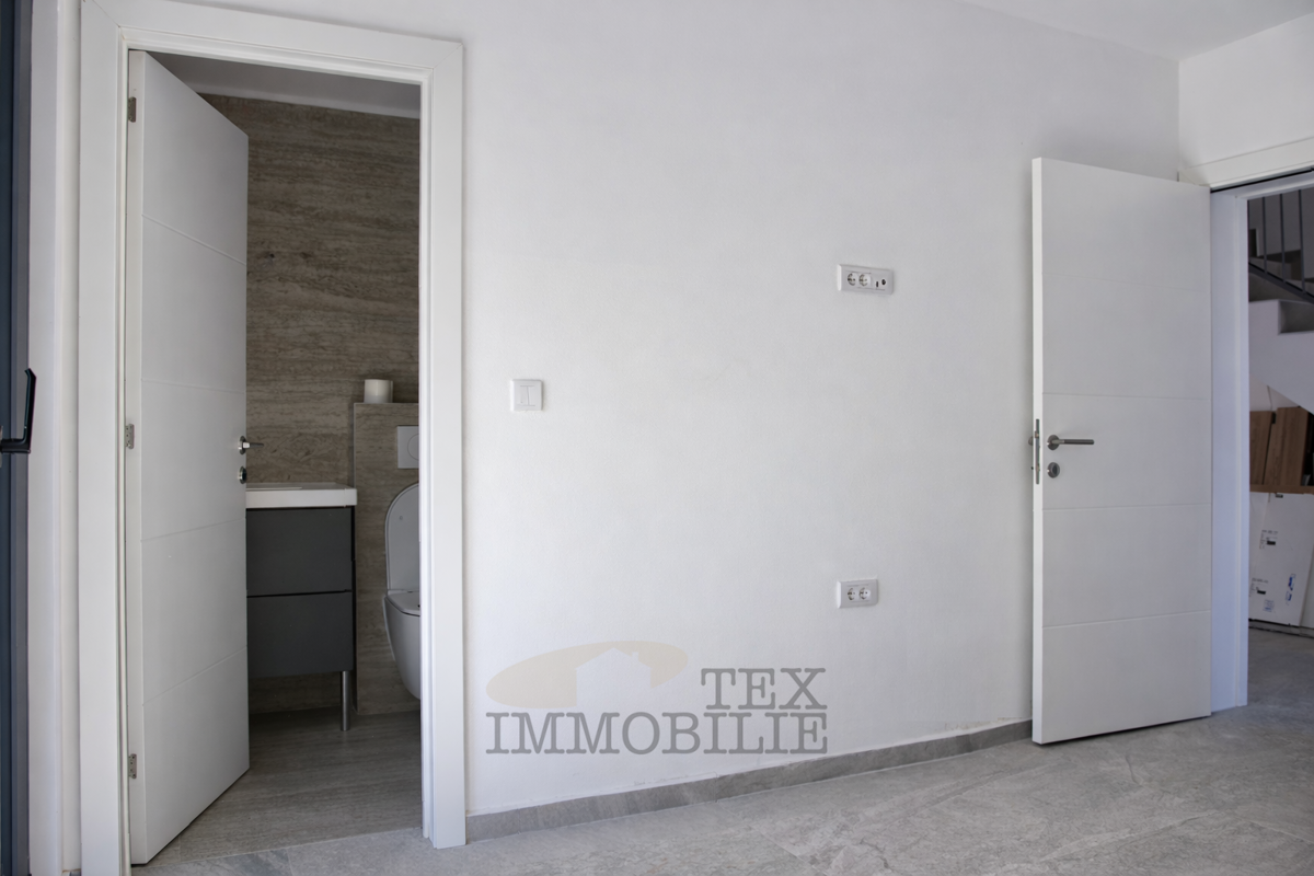 Affascinante casa bifamiliare vicino a Parenzo, 168,14 m2