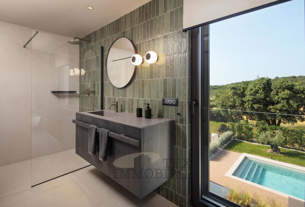 Villa di lusso con piscina vicino a Parenzo, a 10 km dal mare