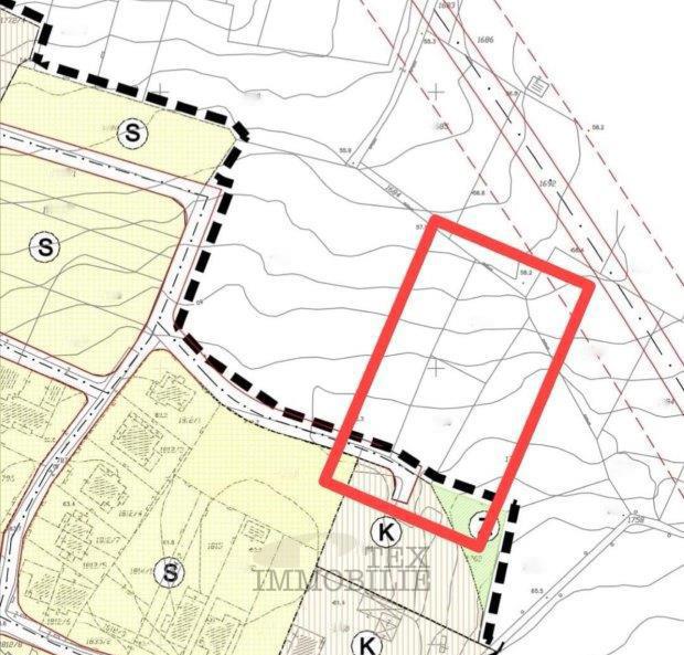 Terreno agricolo 1701 m² vicino alla zona edificabile a Parenzo