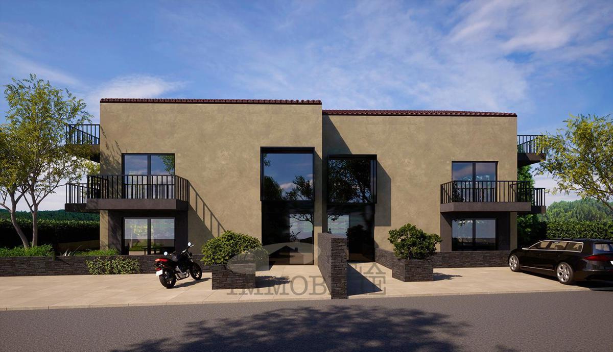 Dintorni di Parenzo, appartamento con tre camere da letto a 1 km dal mare