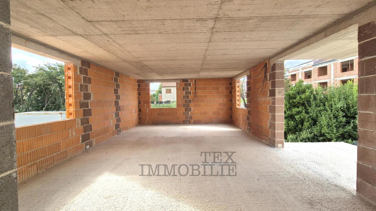 Appartamento al primo piano in nuova costruzione, a 3 km dal mare – Zona di Parenzo