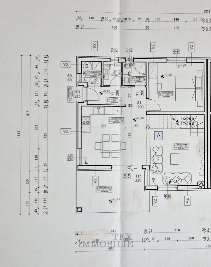 Porec, casa bifamiliare in un'ottima posizione, 129m2